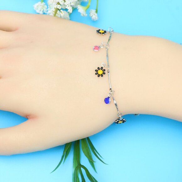 Chic & Stylish Bracelet – A Thoughtful Gift for Women and Girls, DYC1032 - Picture 9 of 9